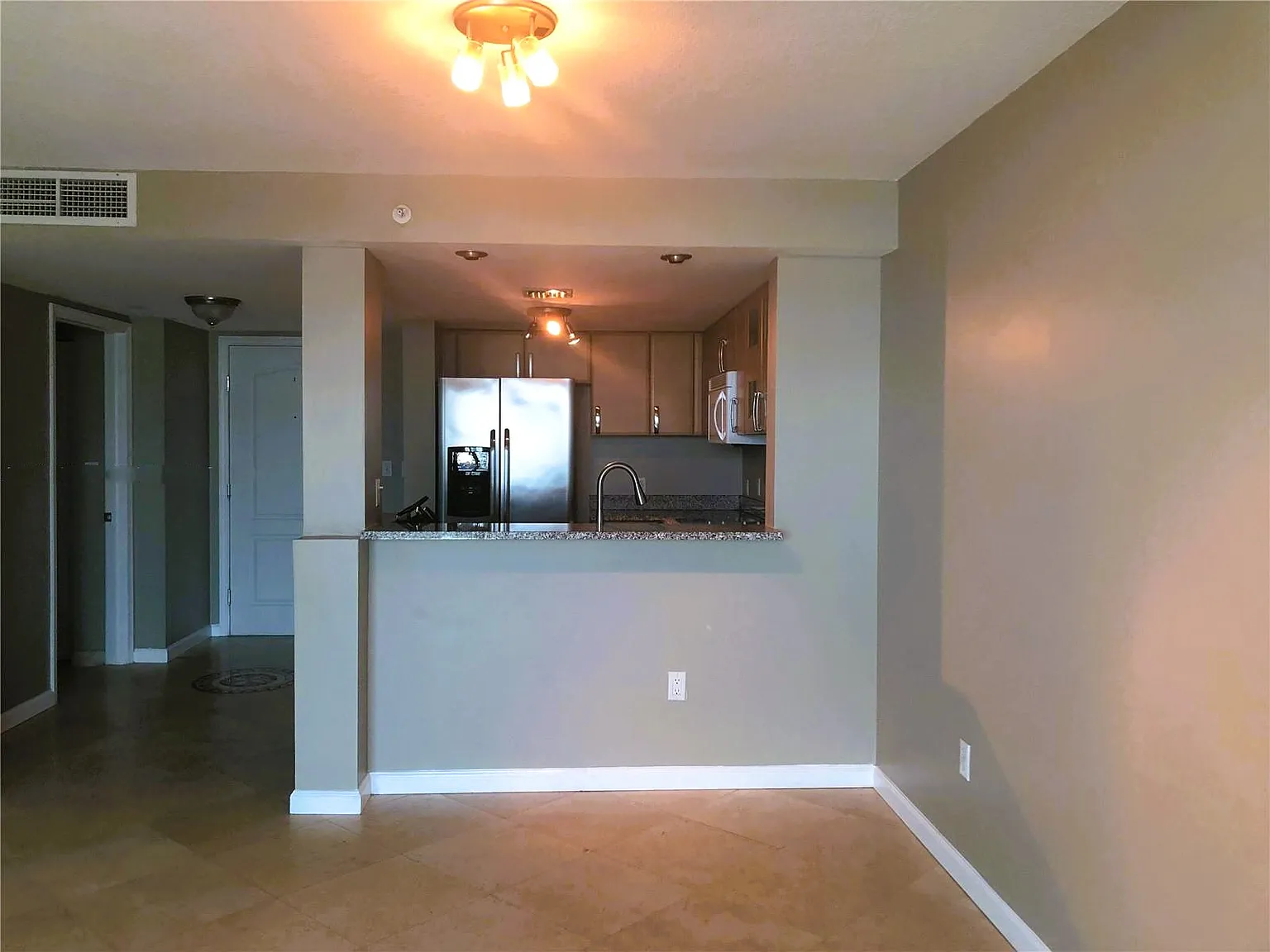 1 bed, 791 sqft, $3,250 — Photo 2