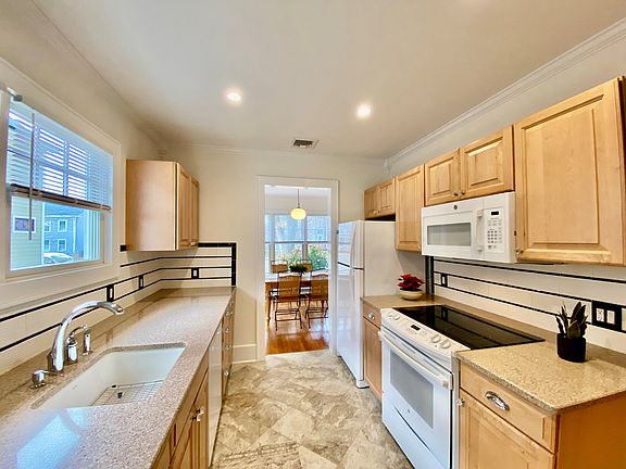 4th image of 630 1st St