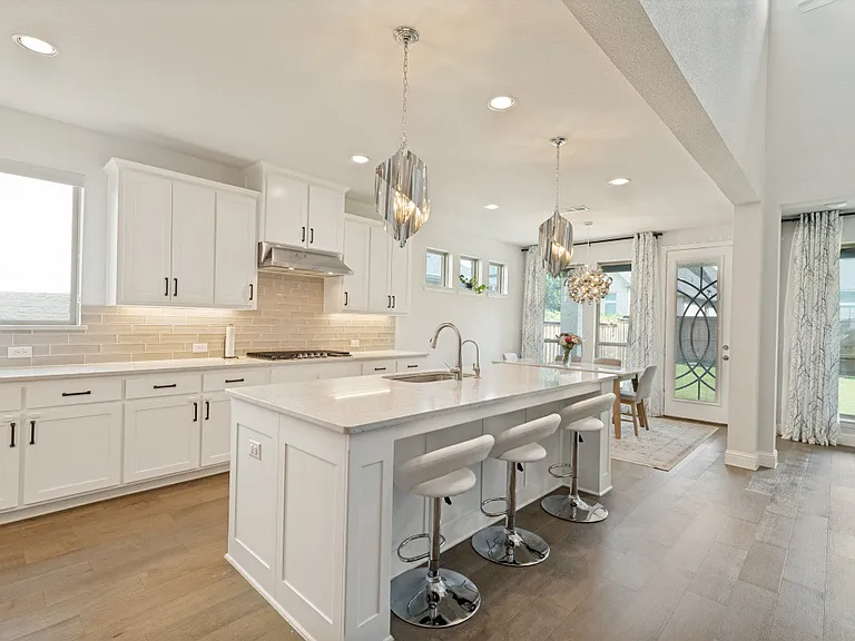 4241 Mill Pond Dr — Photo 14