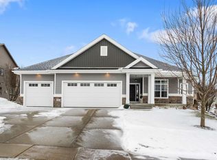 113 W Gonstead Rd, Mount Horeb, WI 53572