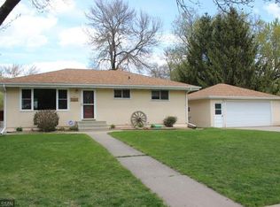 1705 Rosewood Ave S, Maplewood, MN 55109