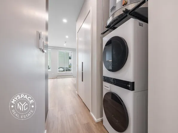 461 Myrtle Avenue image 9 of 13