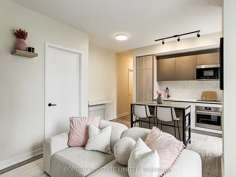 108 Peter St #1502 — Photo 4