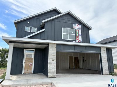 225 Thelma Ave, Harrisburg, SD, 57032