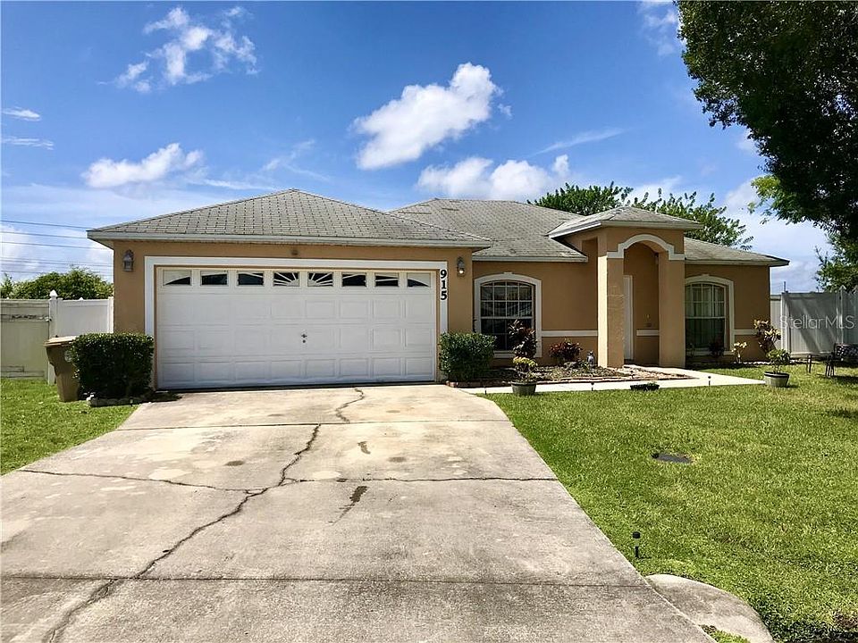 1st image of 915 Basilica Ln
