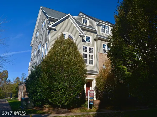 7170 Little Thames Dr #179, Gainesville, VA 20155