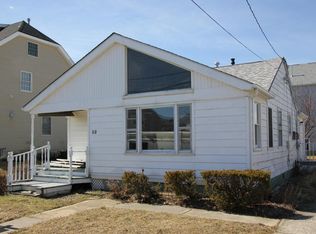 12 Garden Way, Sea Bright, NJ 07760