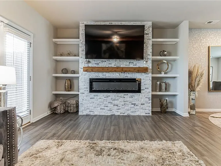 3123 Meadowstone Ln SW — Photo 15