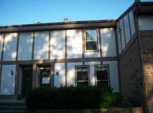 1662 Longbow Ln, Dayton, OH 45449
