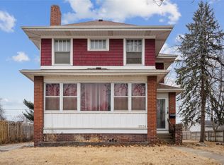2534 E Walnut St, Des Moines, IA 50317