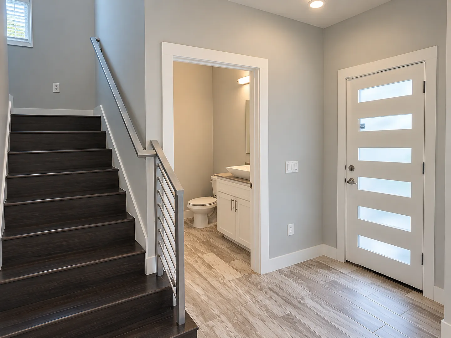 Modern 2 bed/2.5 bath Central Austin Home — Photo 4