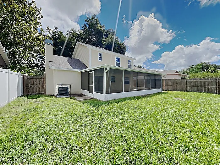 3 bed, 2.5 bath, 1488 sqft, $1,945 — Photo 2
