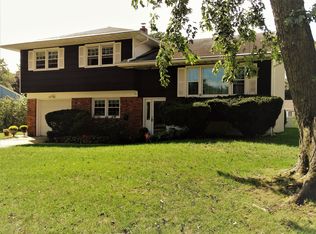 20 Pine Hill Rd, Toms River, NJ 08755