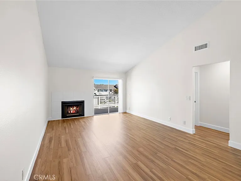 9 Dover Pl — Photo 5