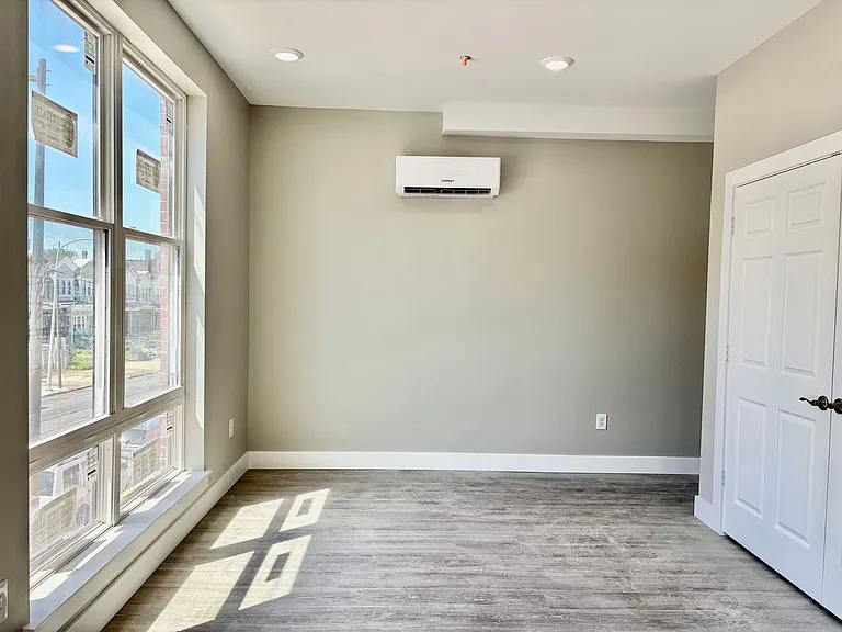 5423 Baltimore Ave — Photo 11