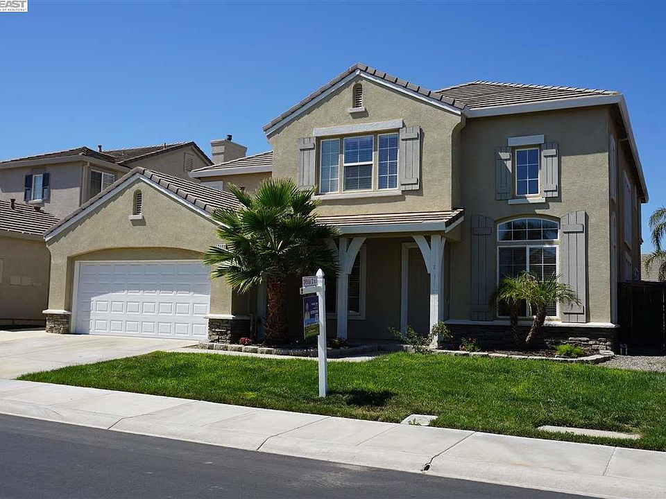 1st image of 2441 Yosemite Way