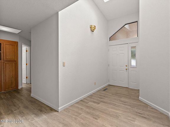 5th image of 3117 Sweet Clover St