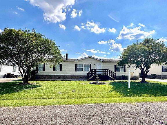 3rd image of 39069 Little Creek Dr