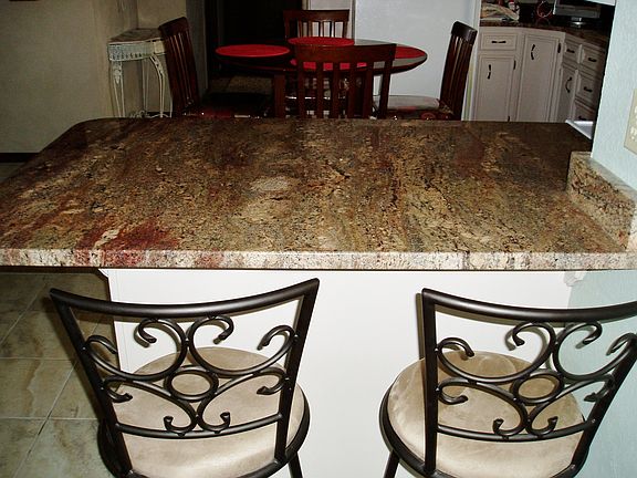 Breakfast bar/granite top