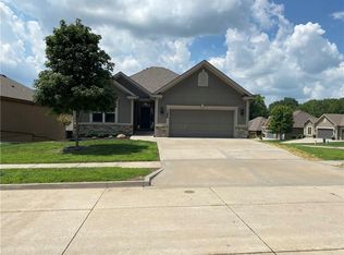 1288 Blackberry Dr, Liberty, MO 64068