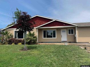 24 Maple Ct, Independence, OR 97351