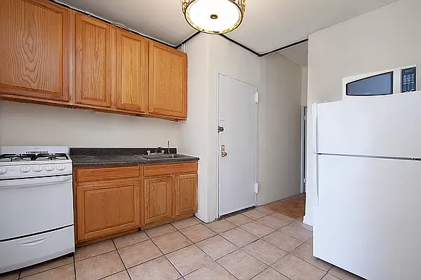 Rented by R New York | media 3
