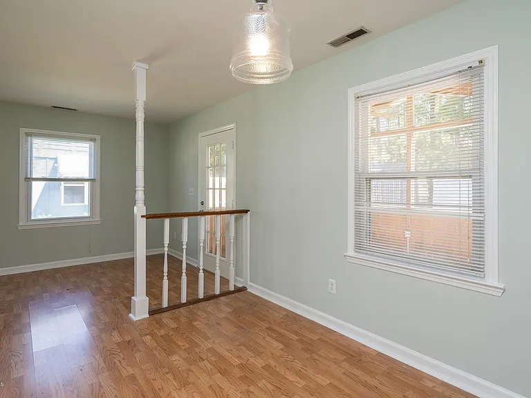 804 Cheryl Ln — Photo 6