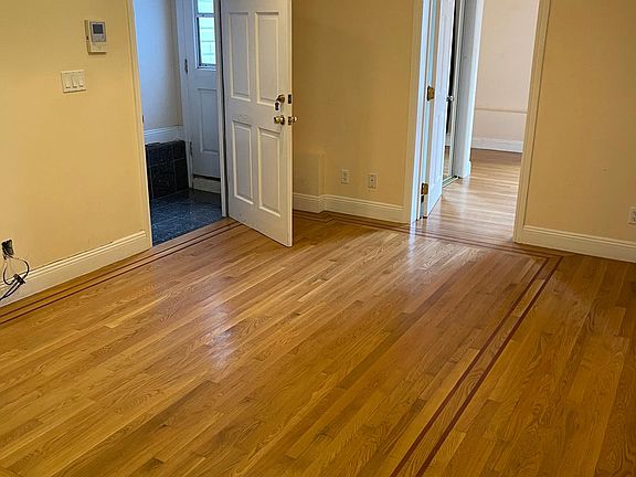 2nd image of 3626-3628 Judah St