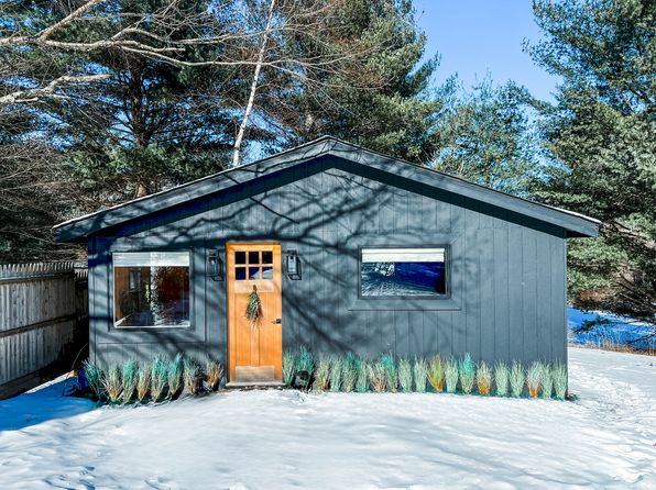 (undisclosed Address)