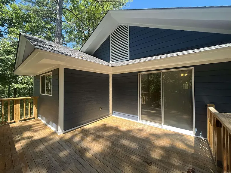 2135 Pine Hill Cir — Photo 13
