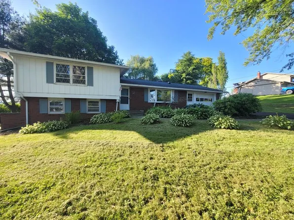 221 Hillcrest Dr, Towanda, PA 18848