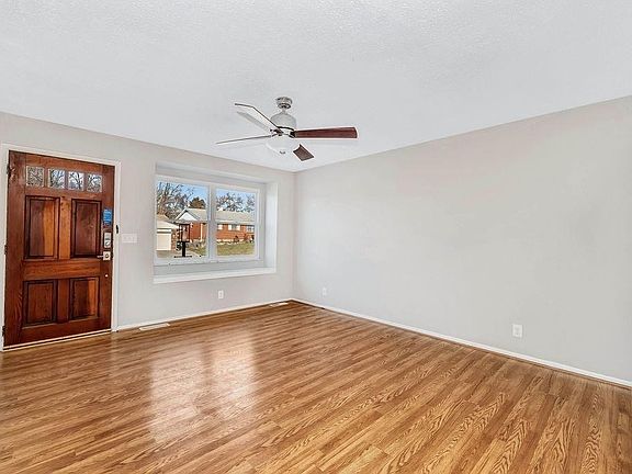 2nd image of 3641 Benhill Dr