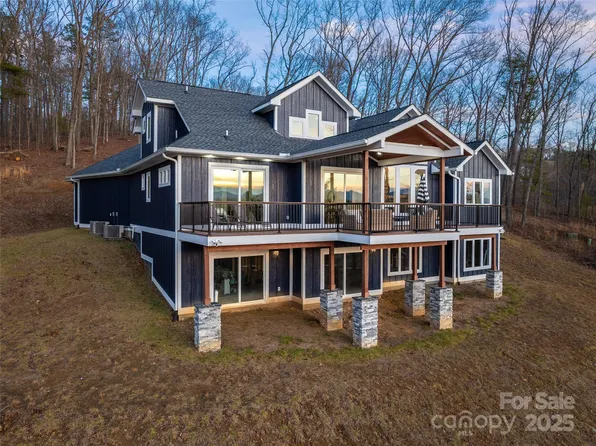 110 Saddle Ridge Dr, Alexander, NC 28701