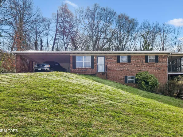 2628 Rahn Ave, Maryville, TN 37804
