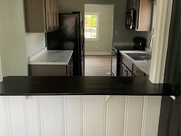 508 Schuyler Dr — Photo 4