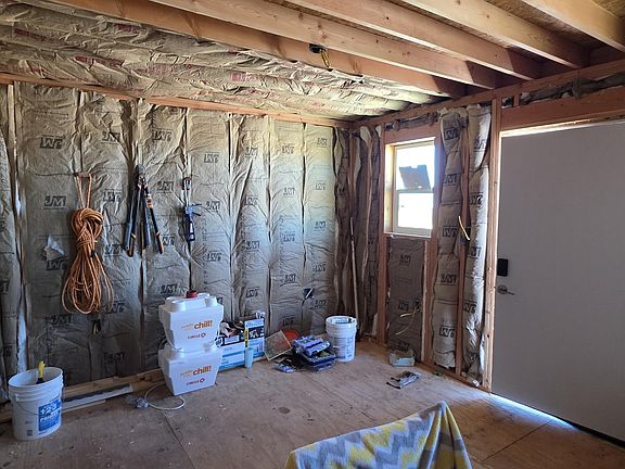 3rd image of W Fuller Ranch Rd