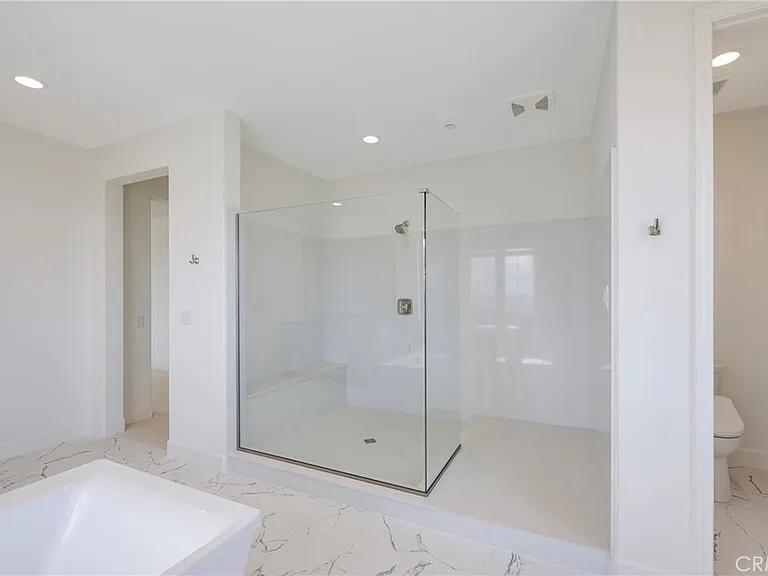 21204 Currant Ct — Photo 62