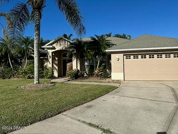 2nd image of 6487 Justin Ct