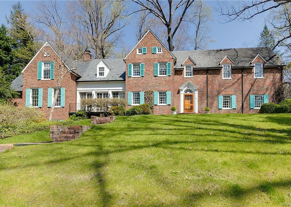 1st image of 16 Hampton Hills Ln