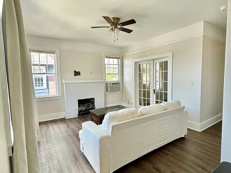 40 Cottage Ave #3 — Photo 1