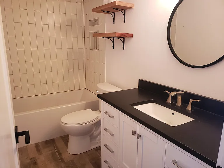 205 Fairway Dr — Photo 12