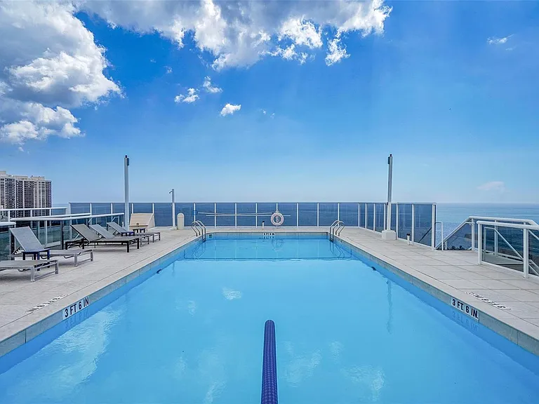2841 N Ocean Blvd #1801 — Photo 43