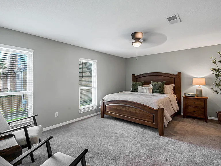 1669 W Sam Houston Pkwy S — Photo 17