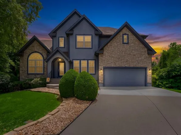 6052 Brownridge St, Shawnee, KS 66218