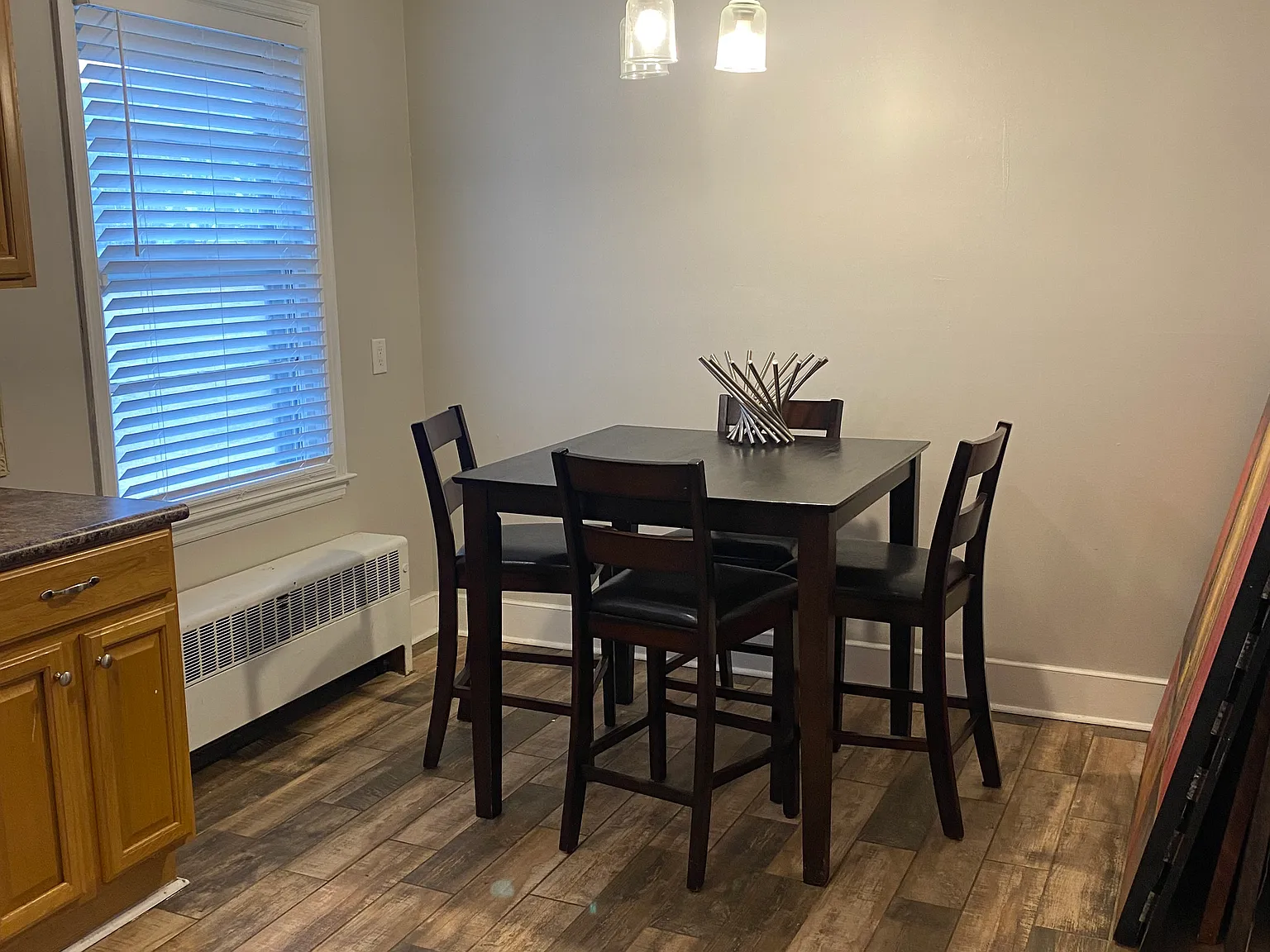 1044 E Shelby Dr — Photo 3