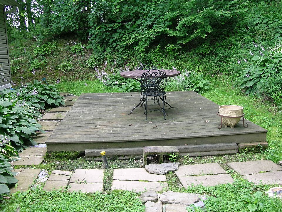 2nd image of 705 Slate Ave