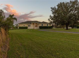 423 Oakford Rd, Sarasota, FL 34240