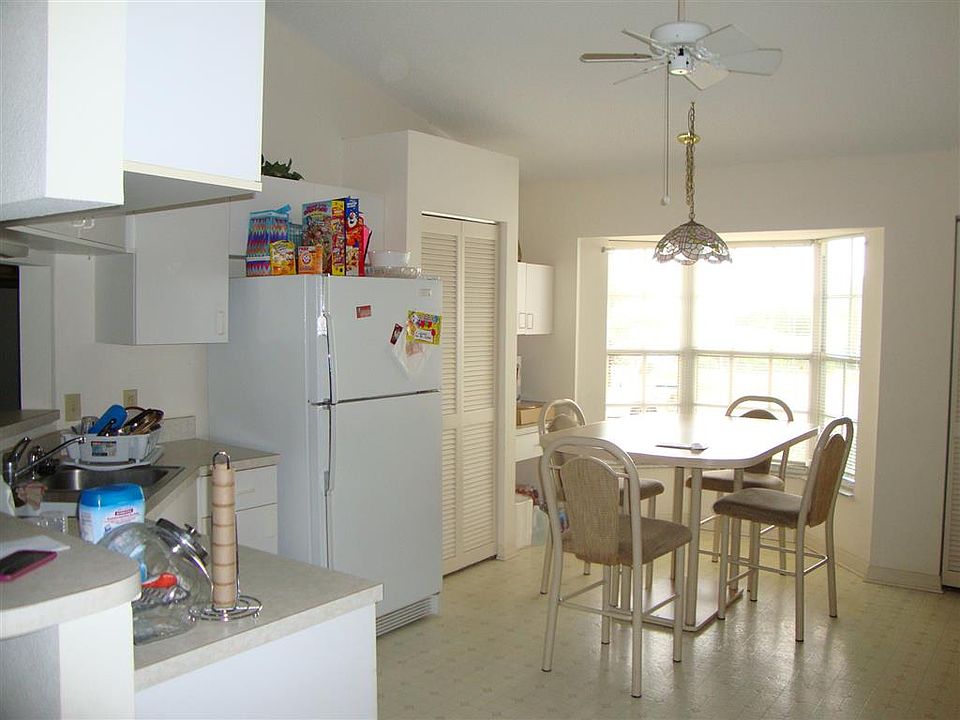 1st image of 911 Oxford Way