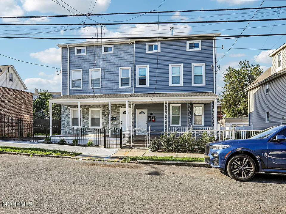 170 Seaman St #2