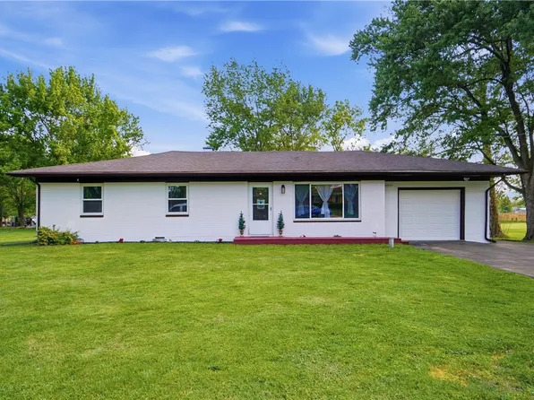 8414 Hoover Ct, Middletown, OH 45042
